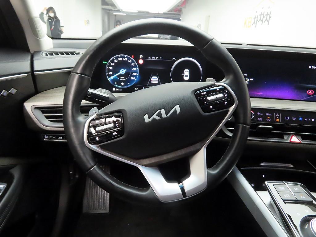KIA K8 - Vista 8