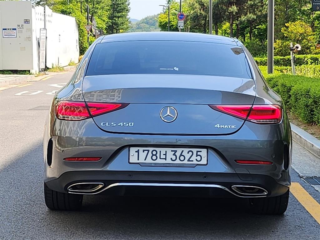 Mercedes Benz CLS Class - Vista 4