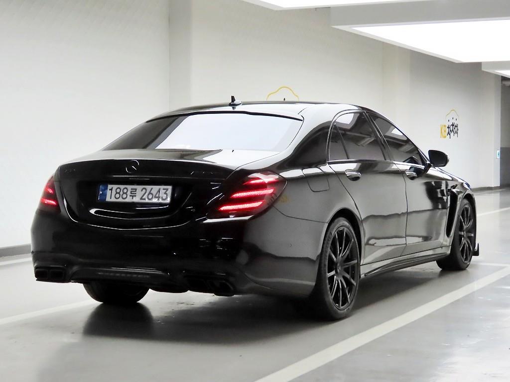 Mercedes Benz S Class - Vista 4