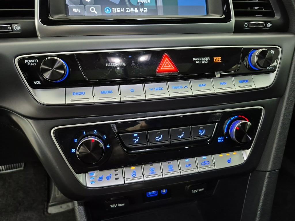 HYUNDAI Sonata - Vista 10