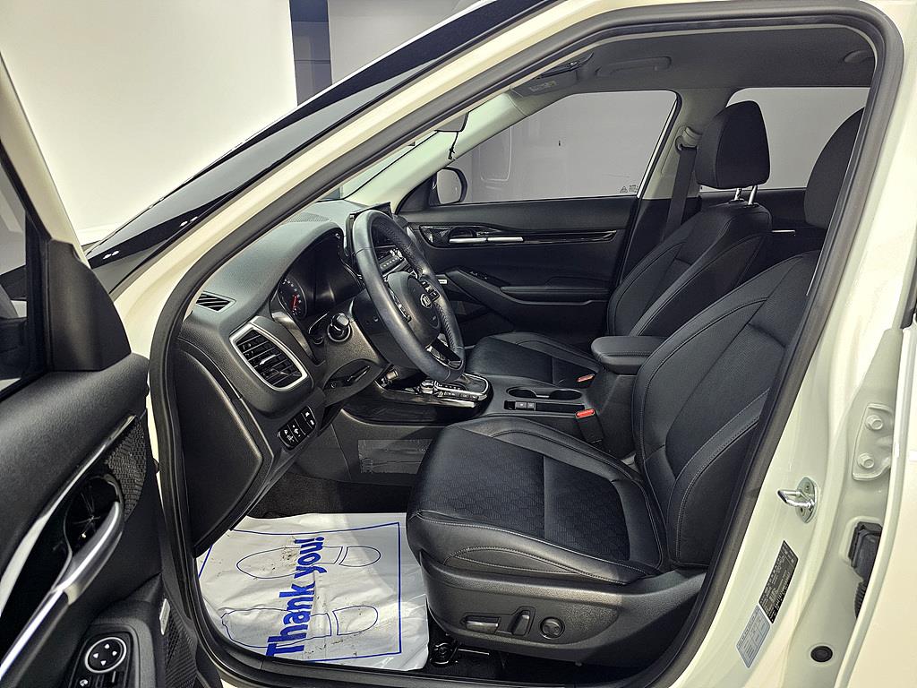 KIA Seltos - Vista 7