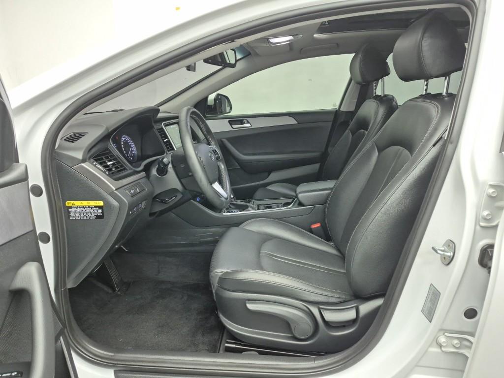 HYUNDAI Sonata - Vista 11