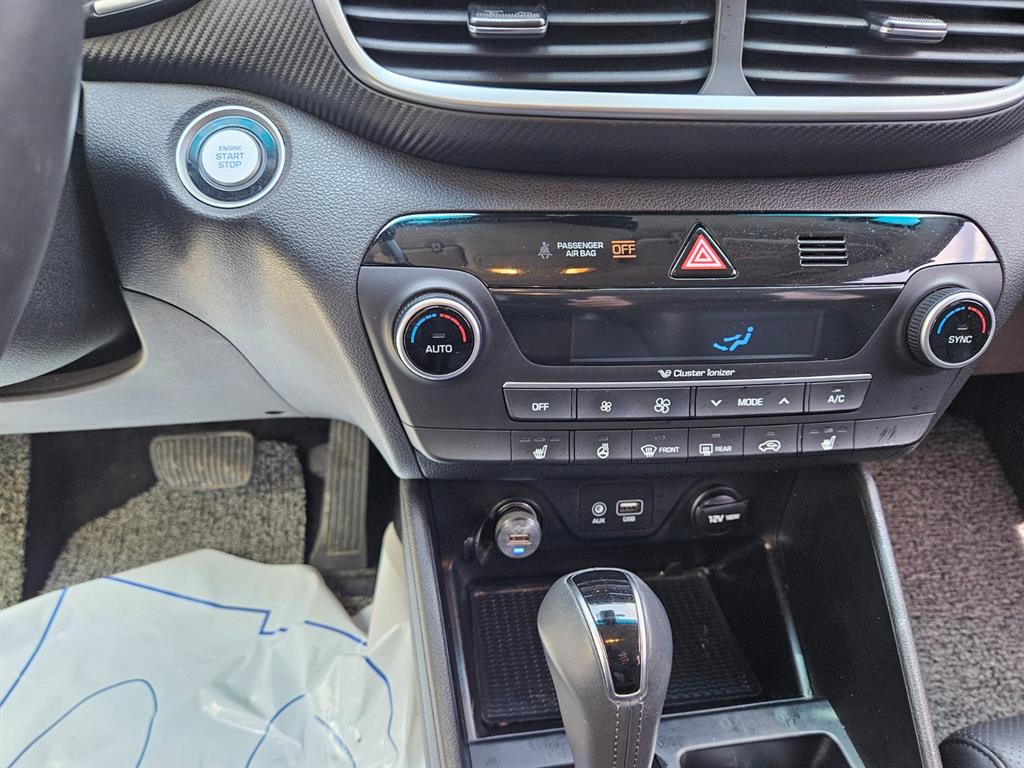 HYUNDAI Tucson - Vista 10