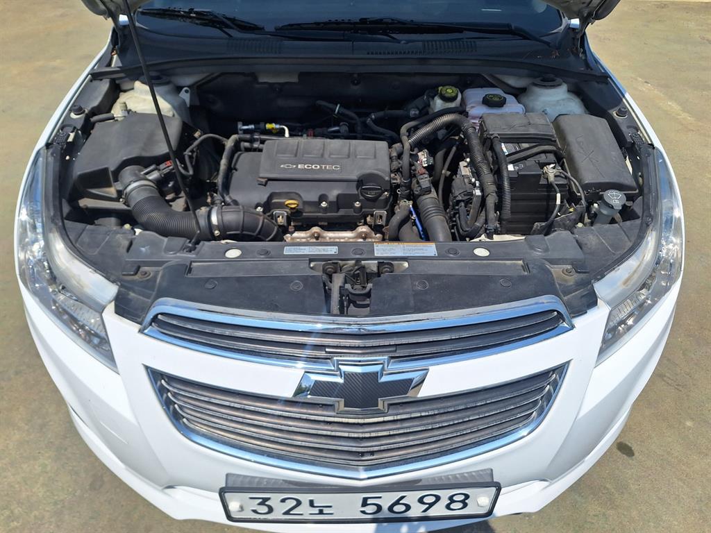 Chevrolet Cruise 2014 Blanco - Importación desde Corea - HF Imports Iquique - Foto 18