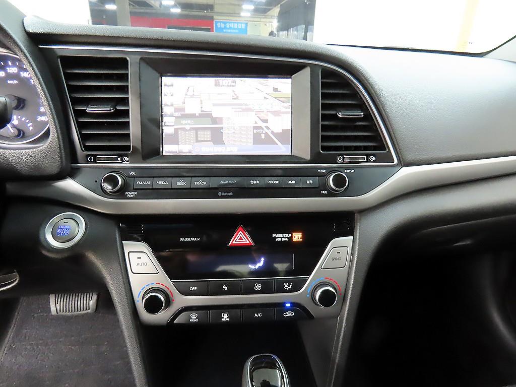 HYUNDAI Avante 2017 - Importación desde Corea - HF Imports Iquique - Foto 13