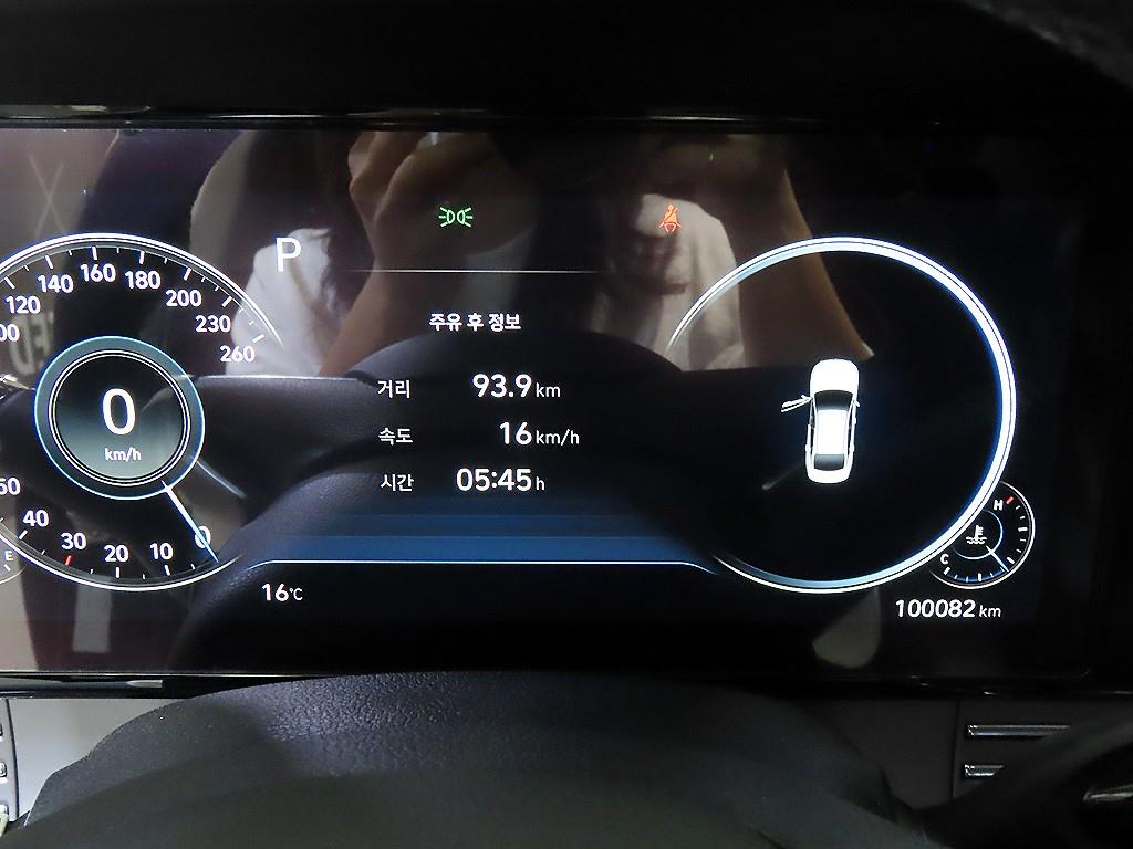 HYUNDAI Grandeur - Vista 9
