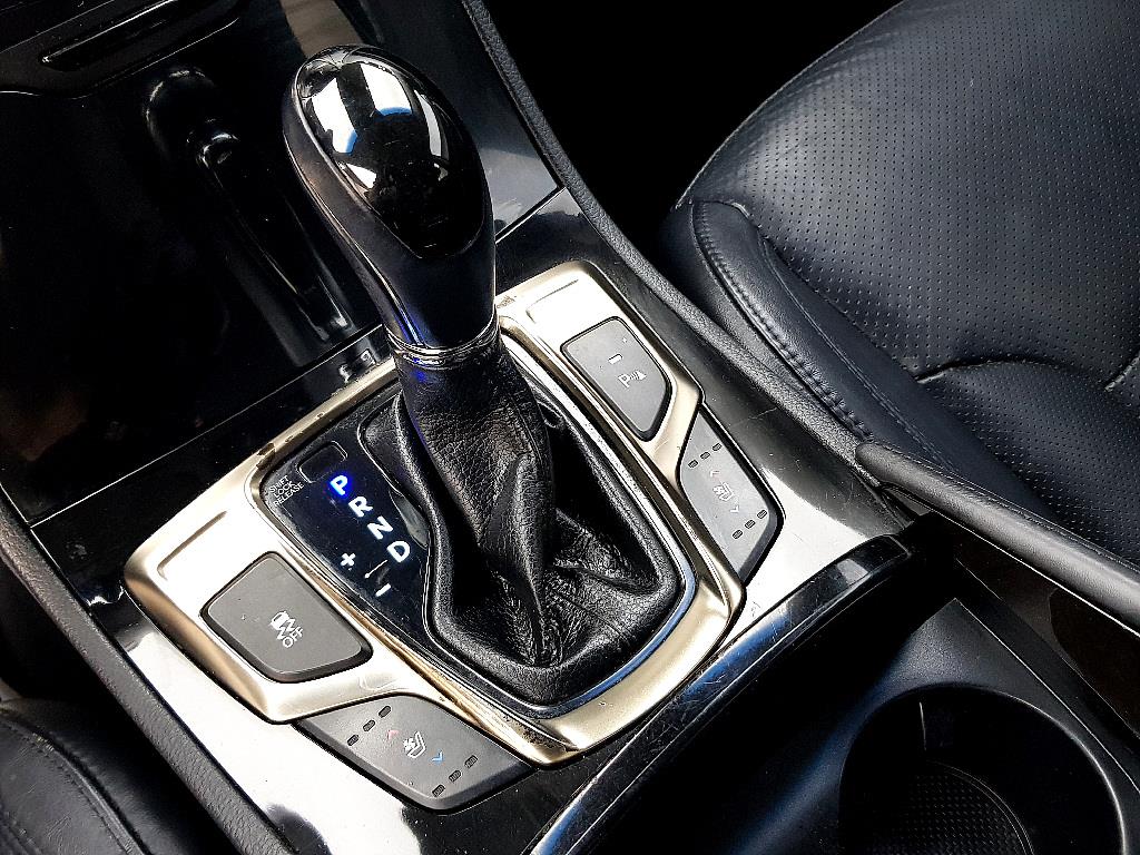 HYUNDAI Grandeur - Vista 12