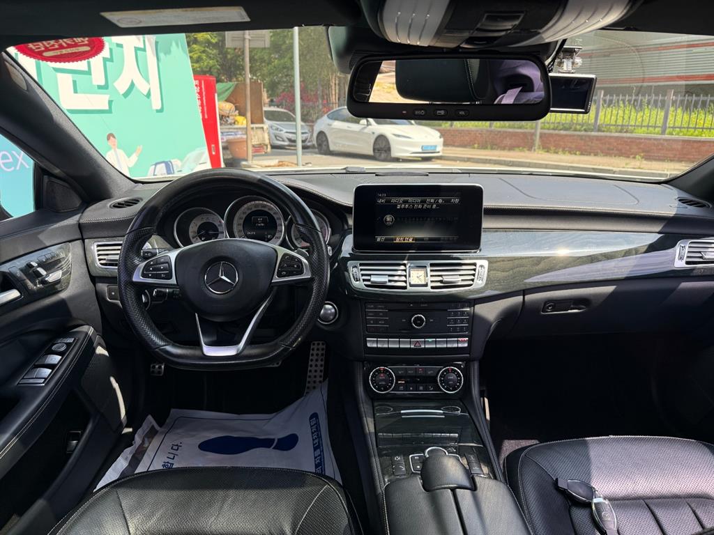 Mercedes Benz CLS Class 2016 Blanco - Importación desde Corea - HF Imports Iquique - Foto 13