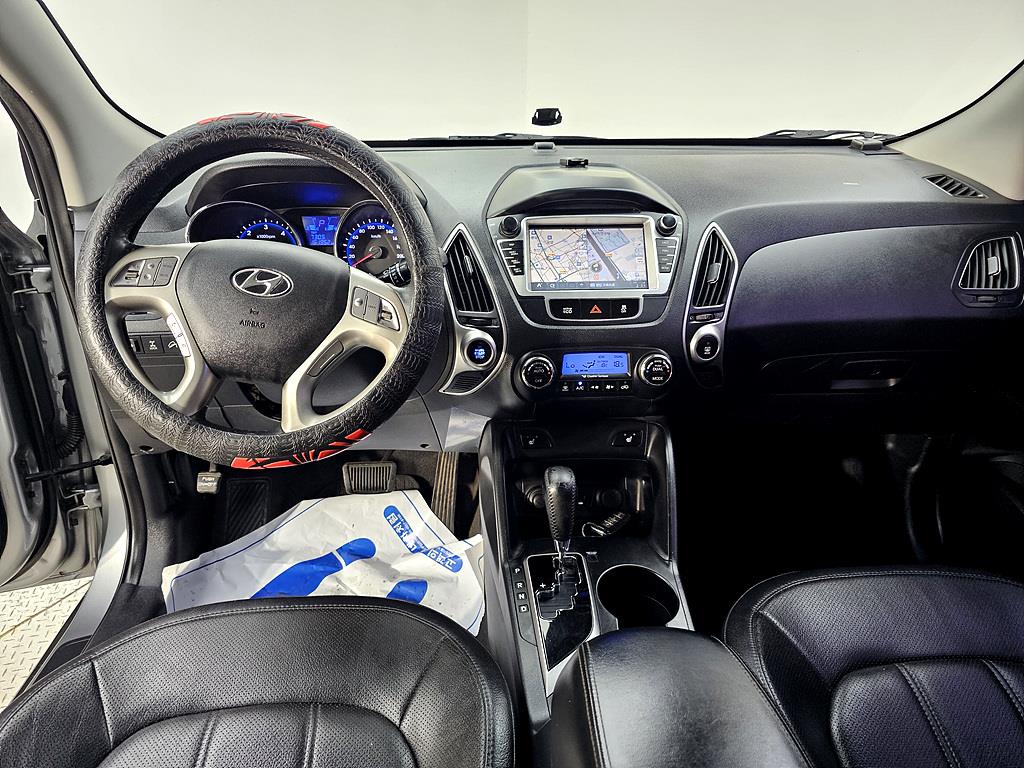 HYUNDAI Tucson - Vista 5