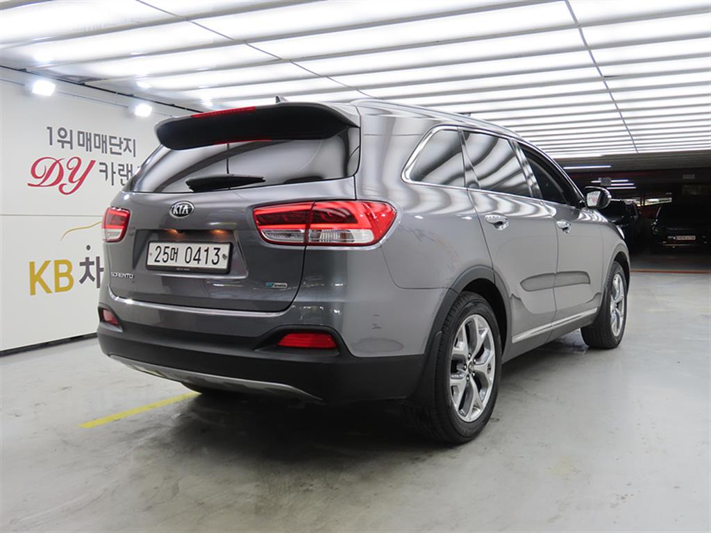 KIA Sorento - Vista 4