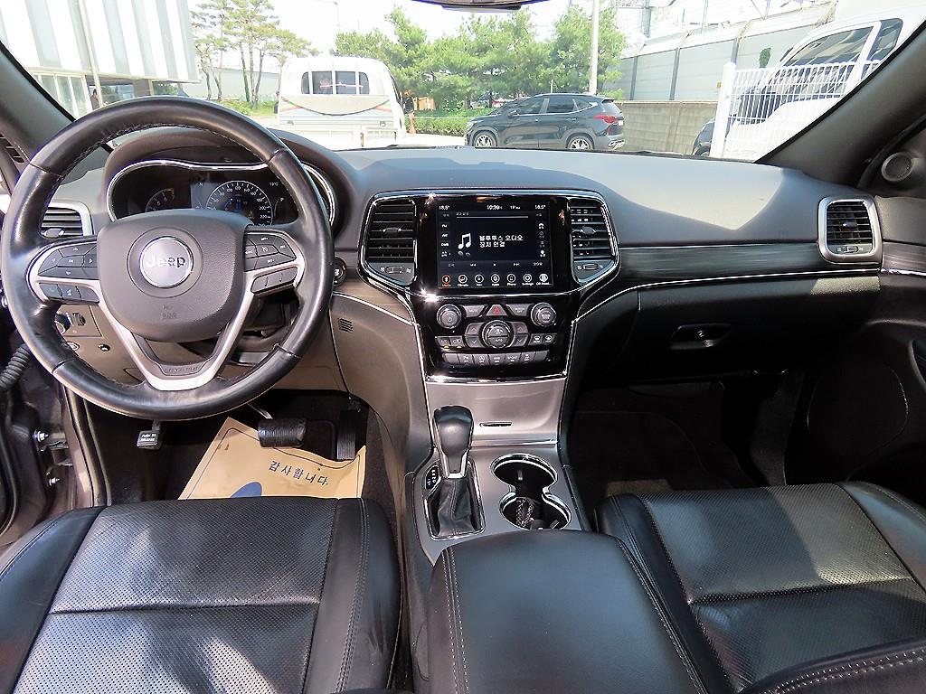 Jeep Cherokee - Vista 7