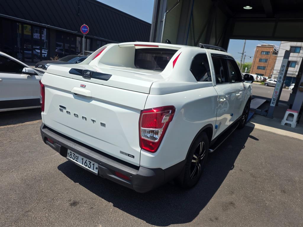 Ssangyong Rexton - Vista 5
