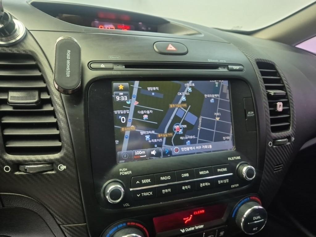 KIA K3 - Vista 11