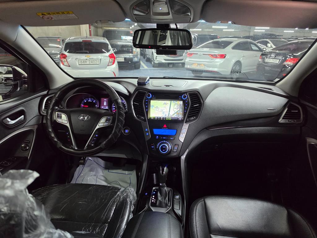 HYUNDAI Santa Fe - Vista 6