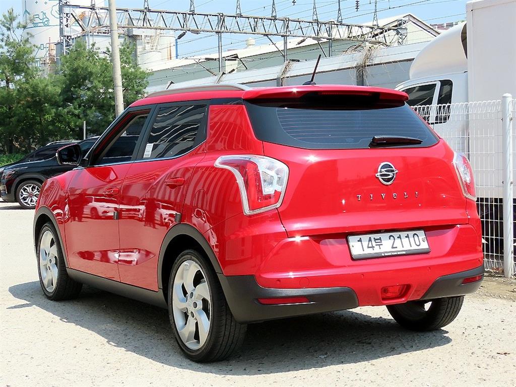 Ssangyong Tivoli - Vista 3