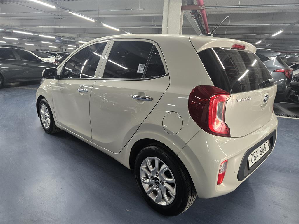 KIA Morning - Vista 6