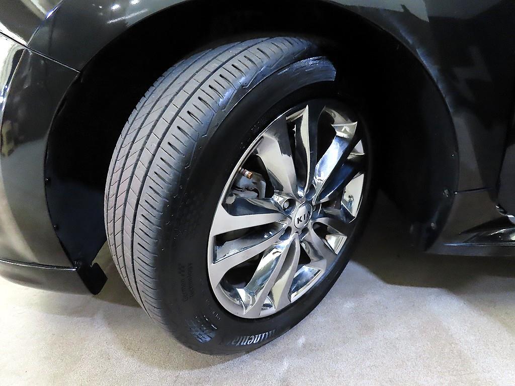 KIA Carnival 2018 Negro - Importación desde Corea - HF Imports Iquique - Foto 20