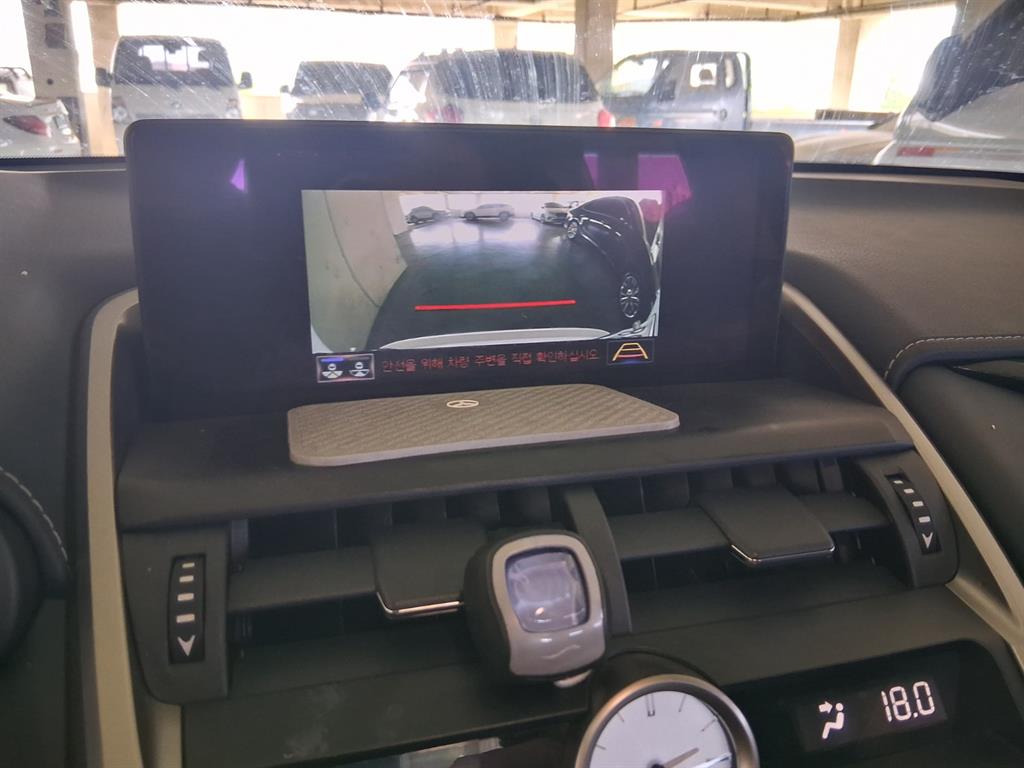 Lexus NX 2018 Blanco - Importación desde Corea - HF Imports Iquique - Foto 13