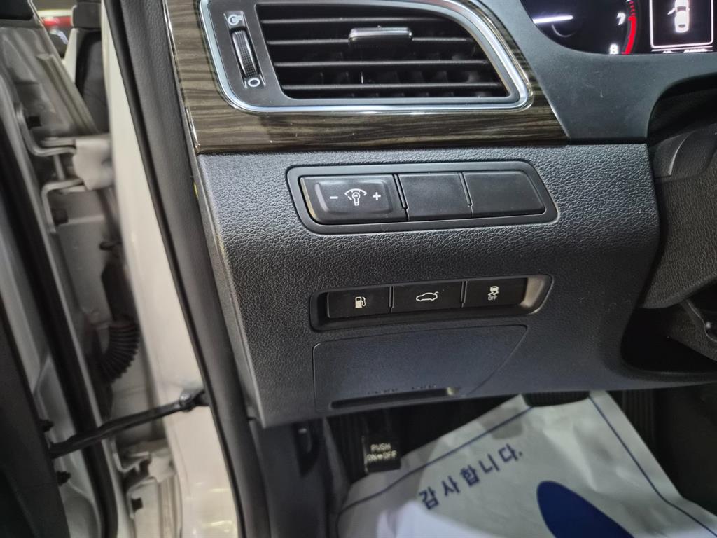 HYUNDAI Sonata 2017 Gris - Importación desde Corea - HF Imports Iquique - Foto 15