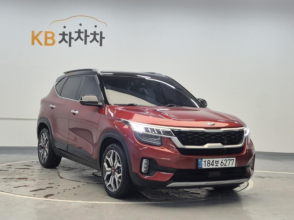 KIA Seltos - Vista 3