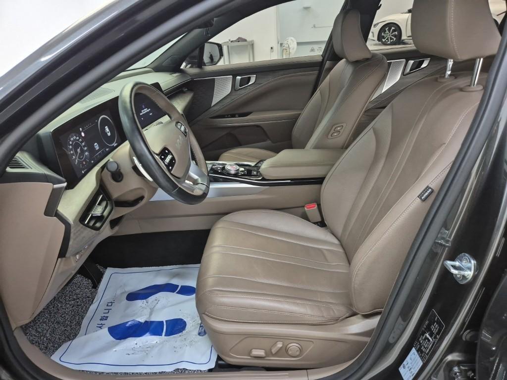 KIA K8 - Vista 11