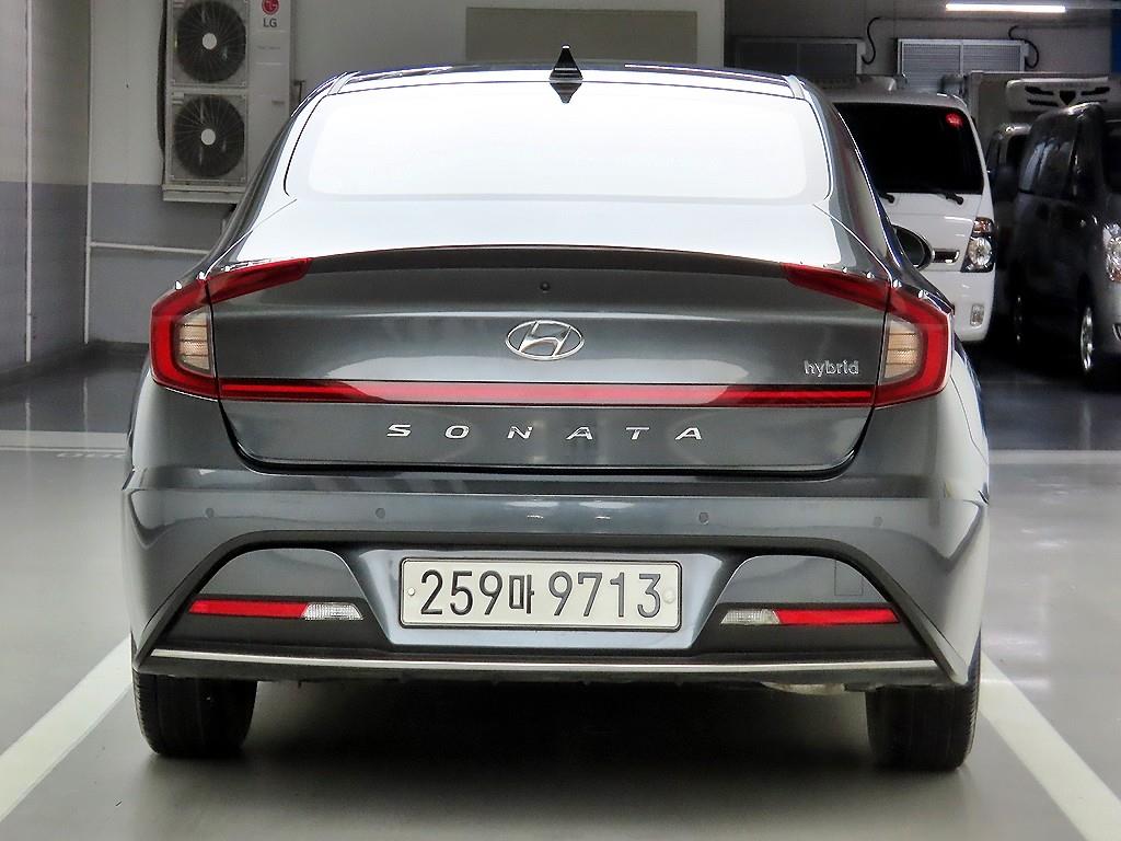 HYUNDAI Sonata - Vista 3