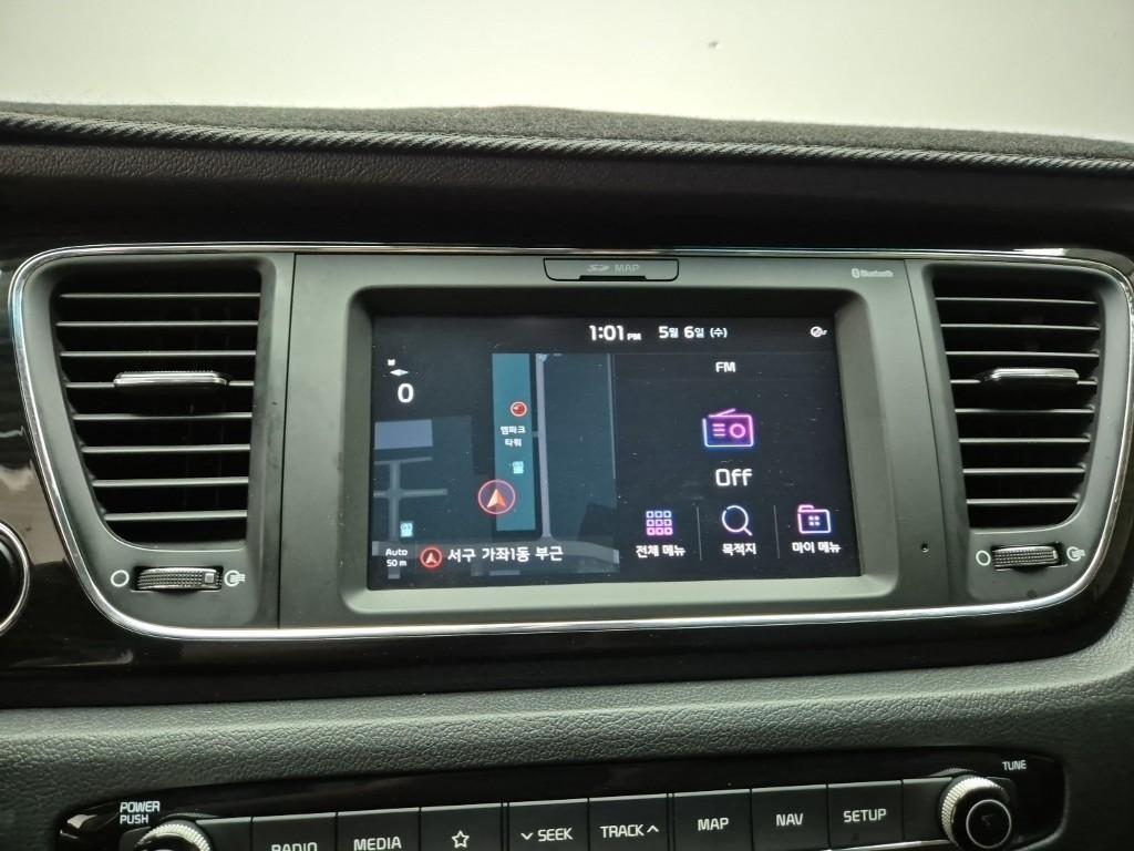 KIA Carnival 2019 Blanco - Importación desde Corea - HF Imports Iquique - Foto 13