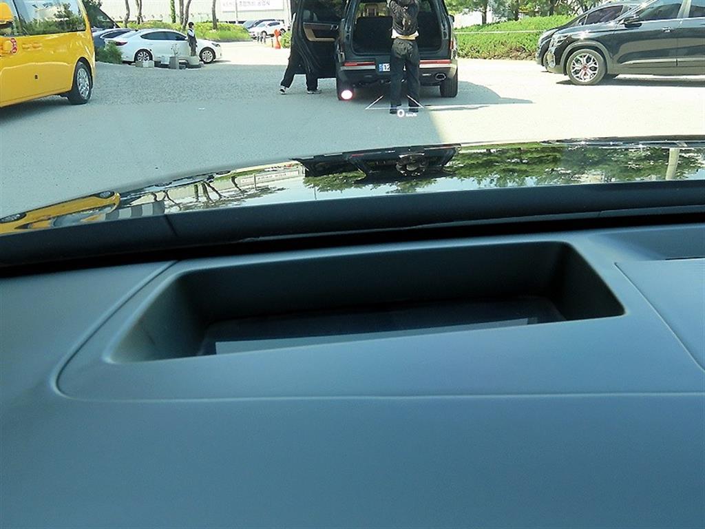 HYUNDAI Grandeur - Vista 10
