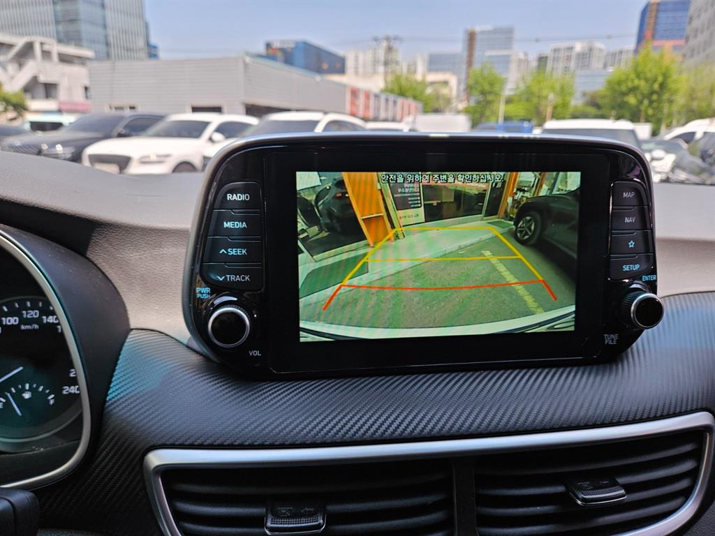 HYUNDAI Tucson - Vista 9