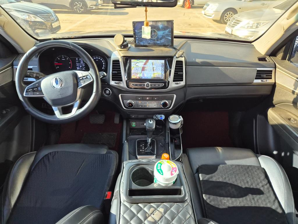 Ssangyong Rexton - Vista 7