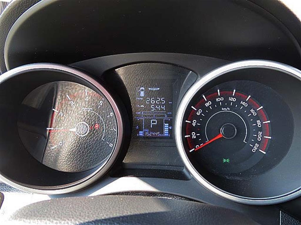 Ssangyong Tivoli 2016 Blanco - Importación desde Corea - HF Imports Iquique - Foto 10