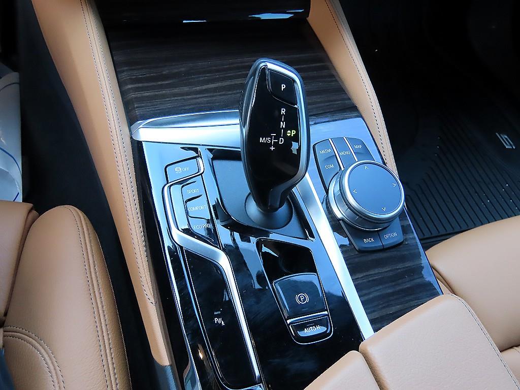 BMW 5 Series - Vista 11