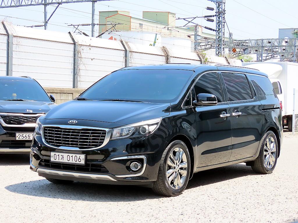 KIA Carnival - Vista 2