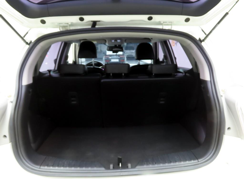 Ssangyong Tivoli - Vista 5
