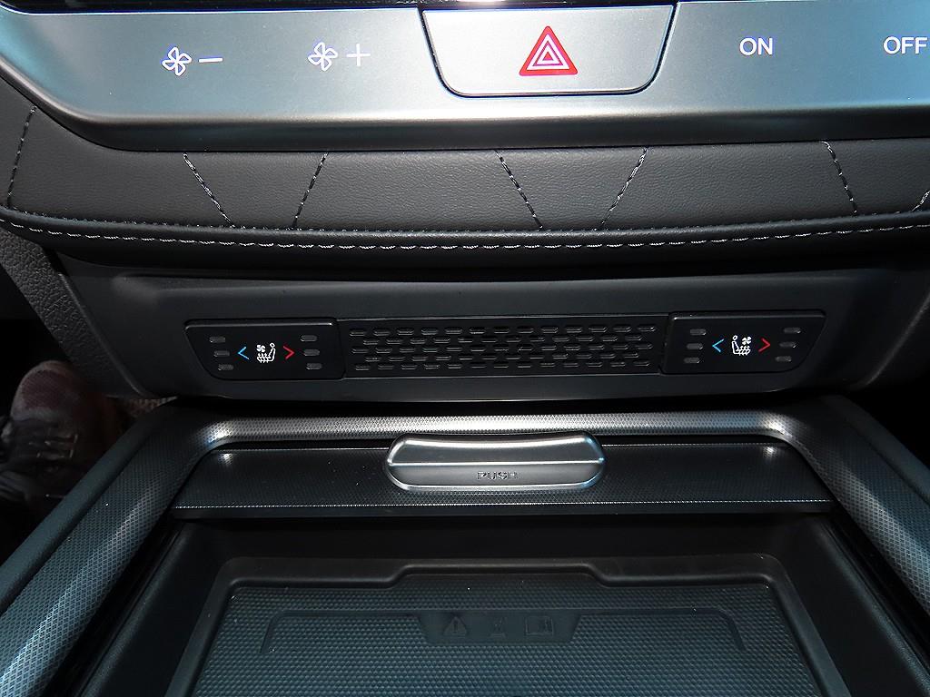 Ssangyong Rexton 2024 - Importación desde Corea - HF Imports Iquique - Foto 13
