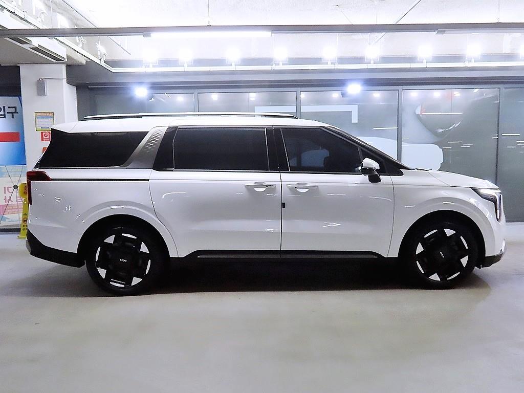 KIA Carnival - Vista 3