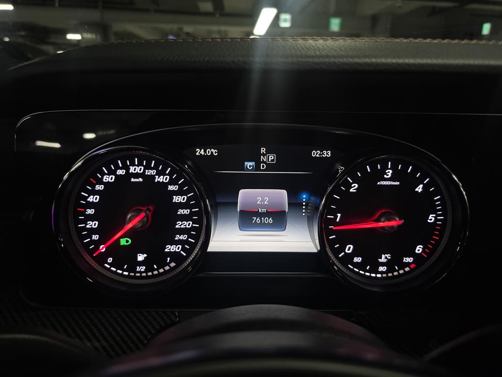 Mercedes Benz E class - Vista 5