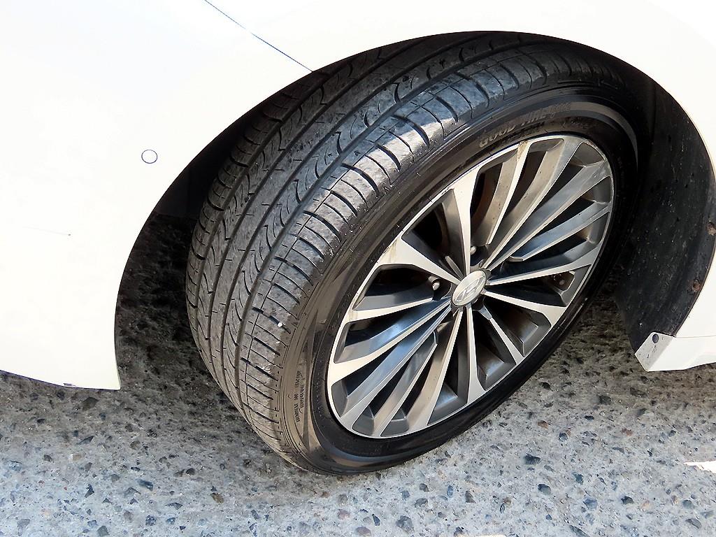 HYUNDAI Grandeur 2014 Blanco - Importación desde Corea - HF Imports Iquique - Foto 20