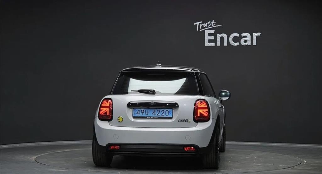 Mini Cooper - Vista 4
