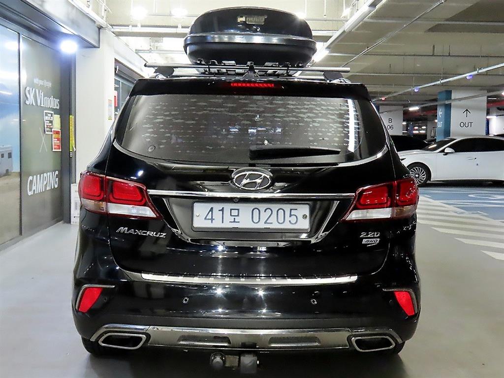 HYUNDAI Maxcruz - Vista 5