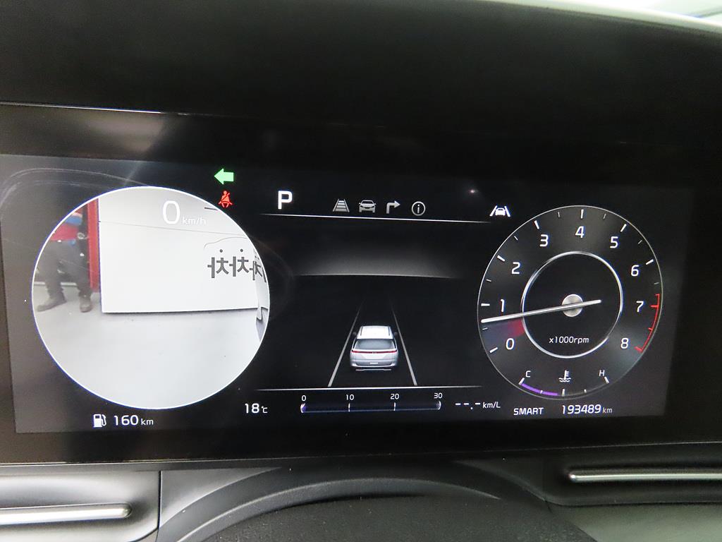 KIA Carnival - Vista 10