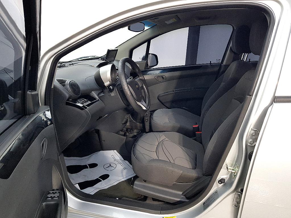 Chevrolet Spark - Vista 8