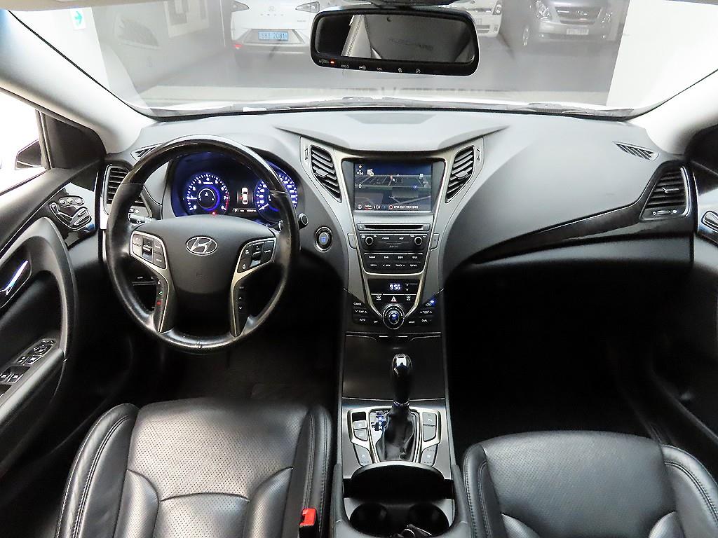 HYUNDAI Grandeur - Vista 8