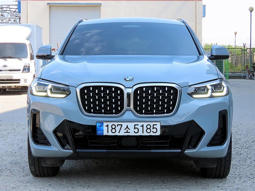 BMW X4 2023 Gris - Importación desde Corea - HF Imports Iquique - Foto 1