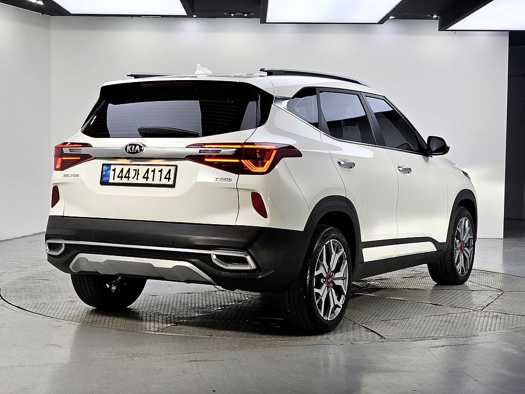 KIA Seltos - Vista 3