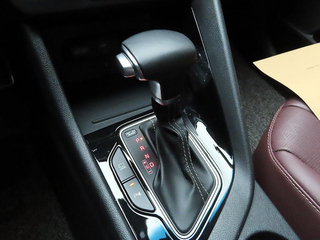 KIA Niro - Vista 10