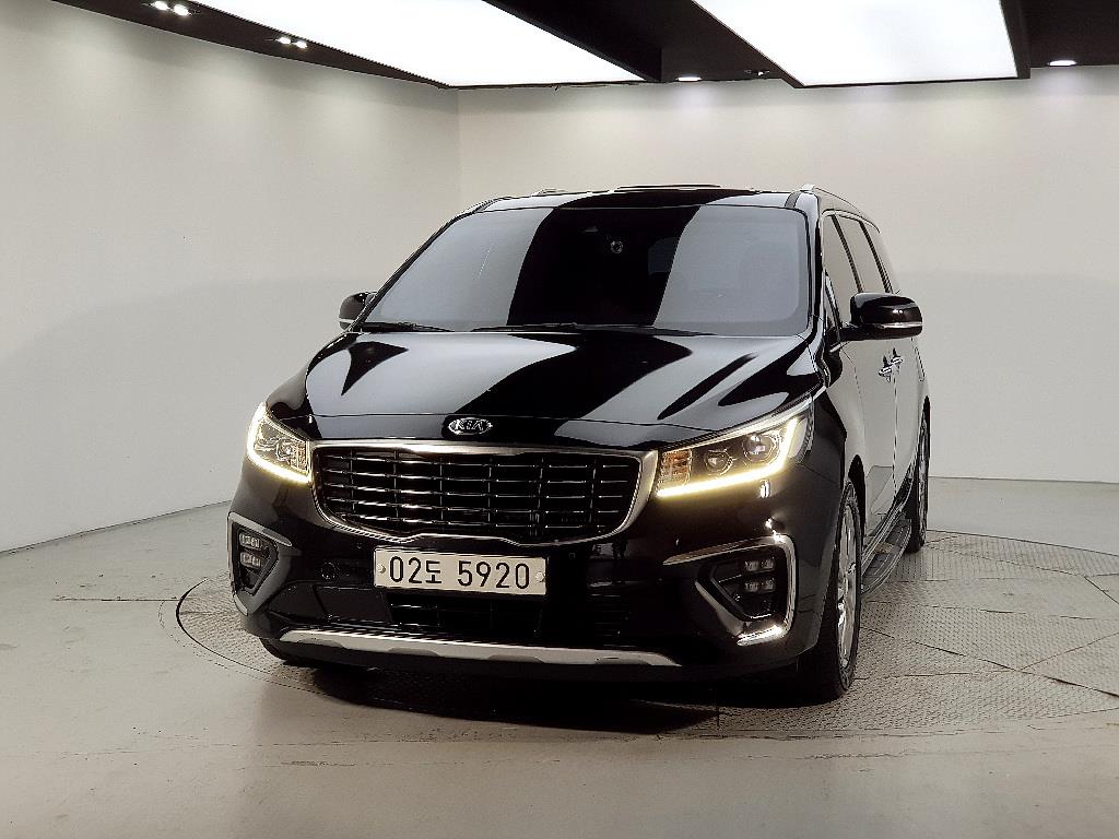 KIA Carnival - Vista 2