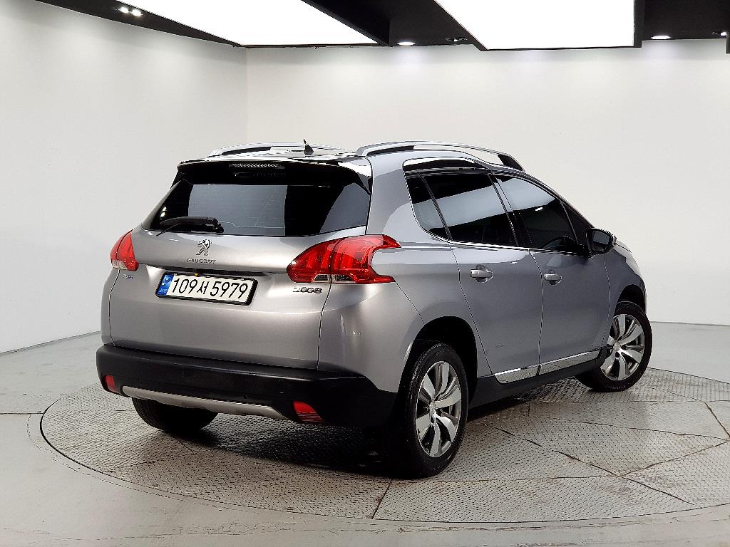 Peugeot 2008 - Vista 4