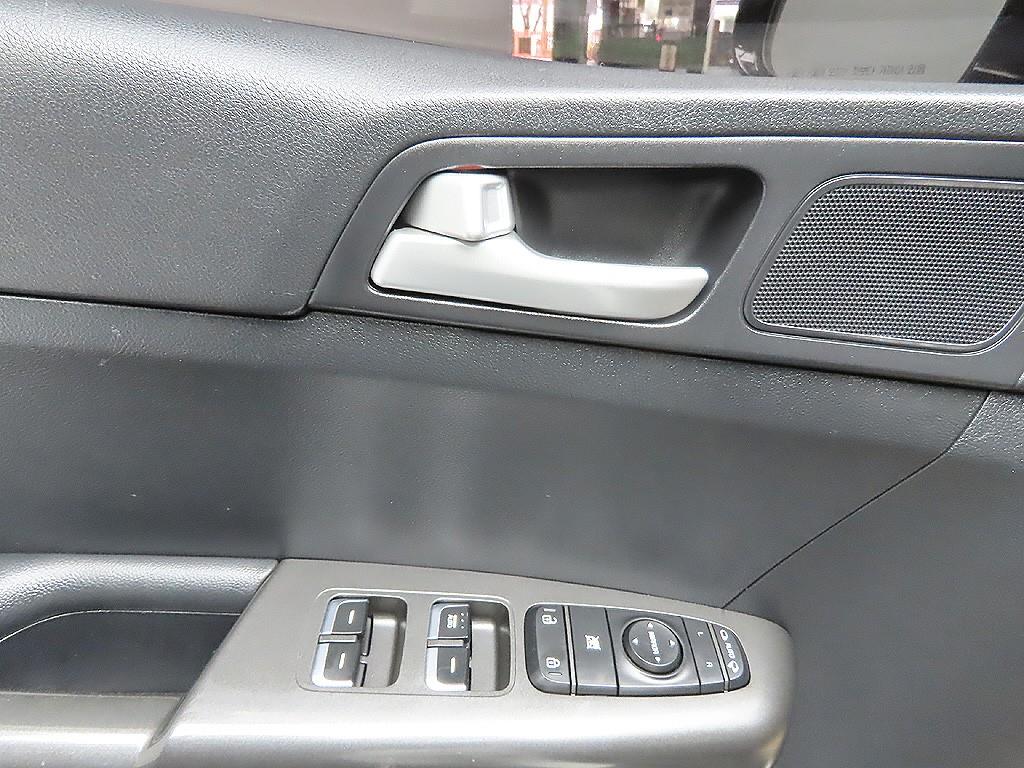 KIA Sportage 2018 Blanco - Importación desde Corea - HF Imports Iquique - Foto 13