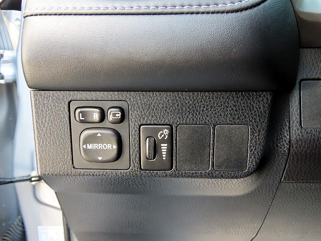 Toyota RAV4 - Vista 12